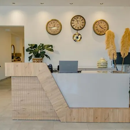 Marina Port Akyaka ホテル ムーラ