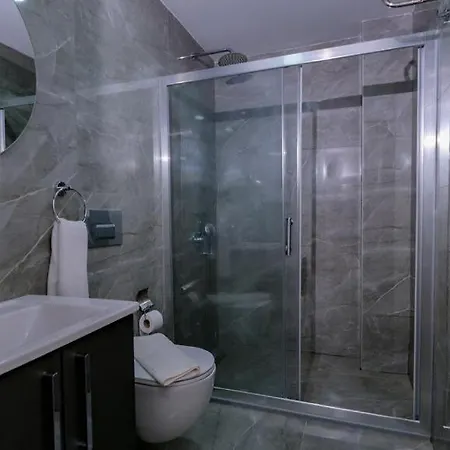 Marina Port Akyaka ホテル ムーラ