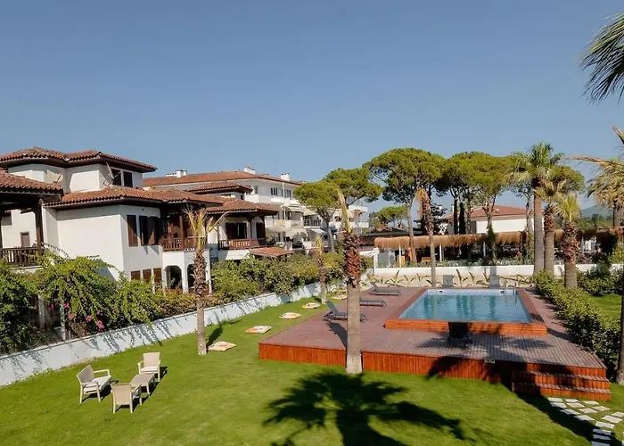 Marina Port Akyaka 4* 무글라