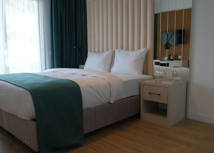 Marina Port Akyaka 호텔 4*