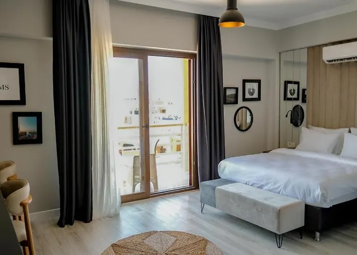 호텔 Marina Port Akyaka 무글라