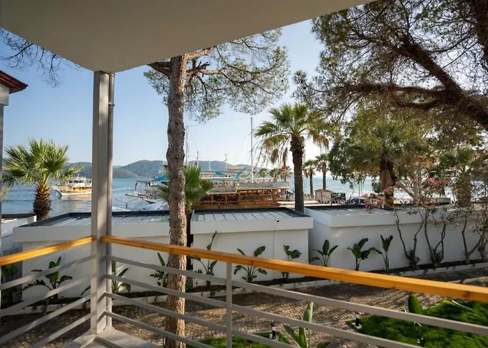 호텔 Marina Port Akyaka 4*